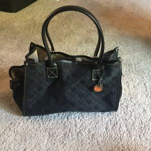 Dooney and Bourke Shoulder Purse